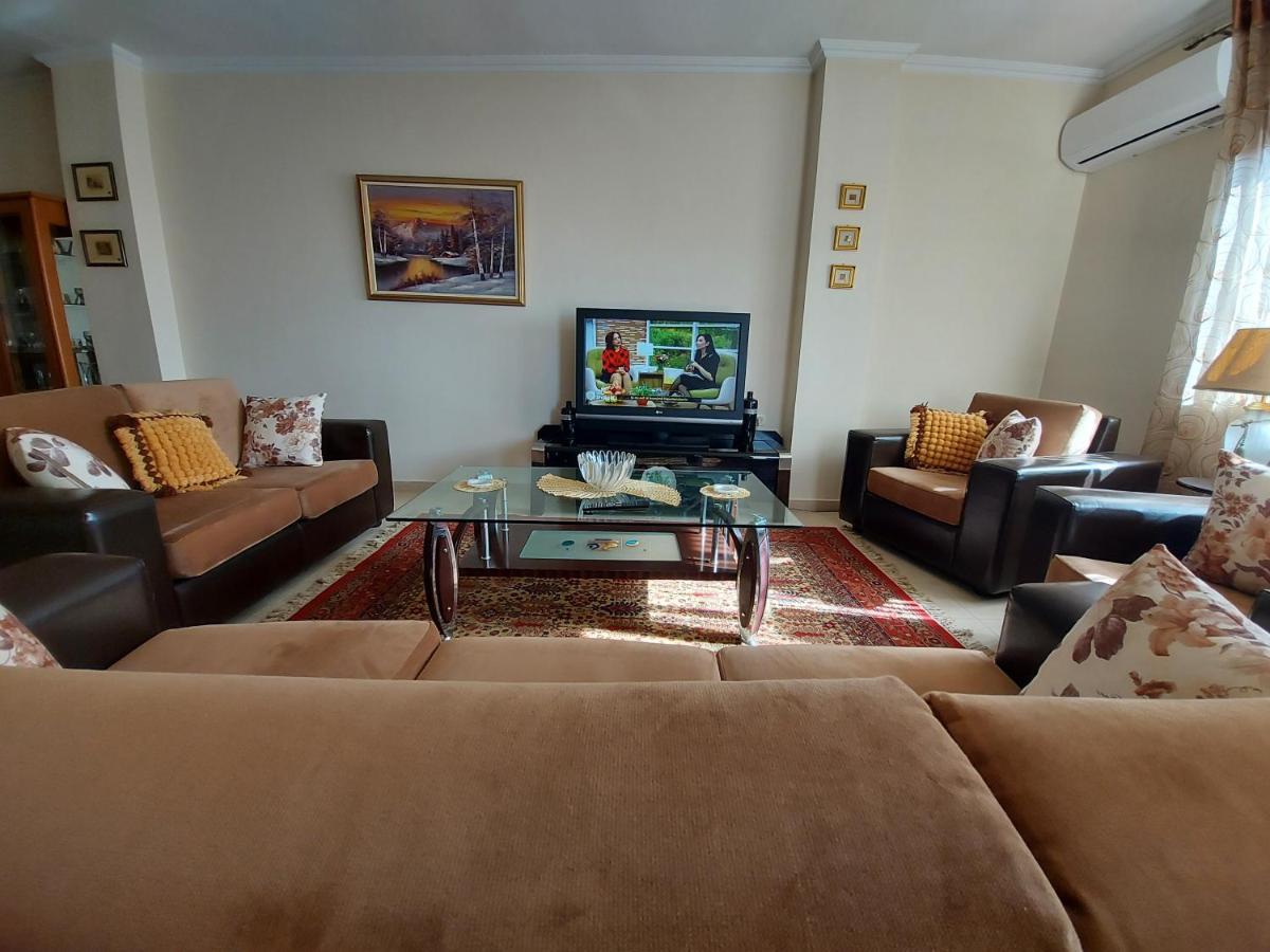 Geni Apartment Korce Eksteriør billede